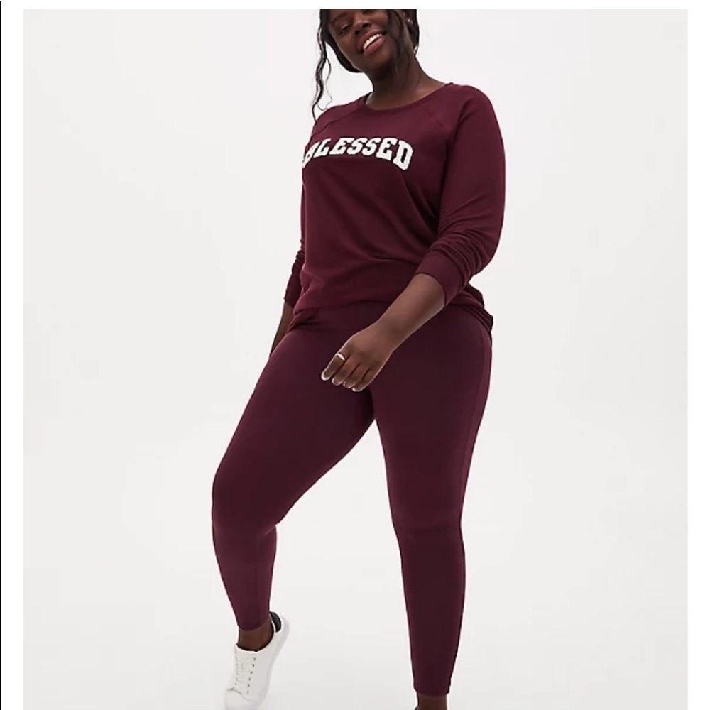 Torrid full length leggings. Wine color